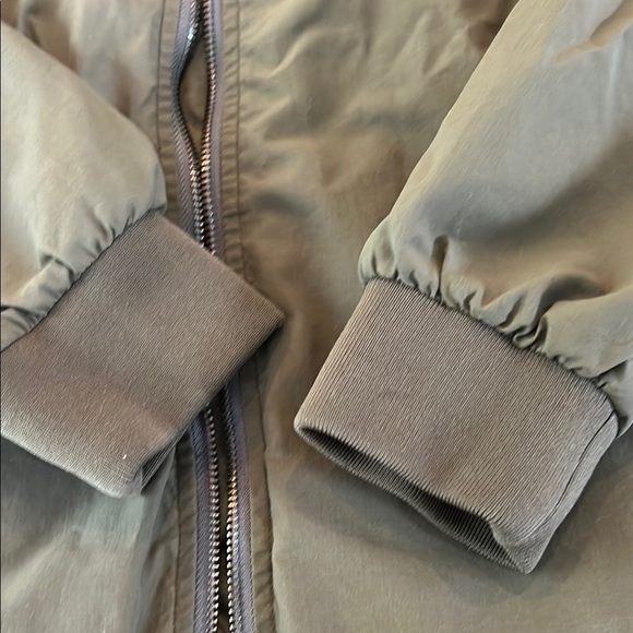 ✌️Dutch Bros Olive Green Bomber Jacket - Picture 7 of 12